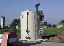 Akumulační dvouplášťová nádrž